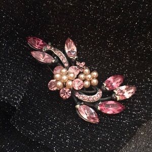 Vintage Pink Jeweled Pin/Brooch